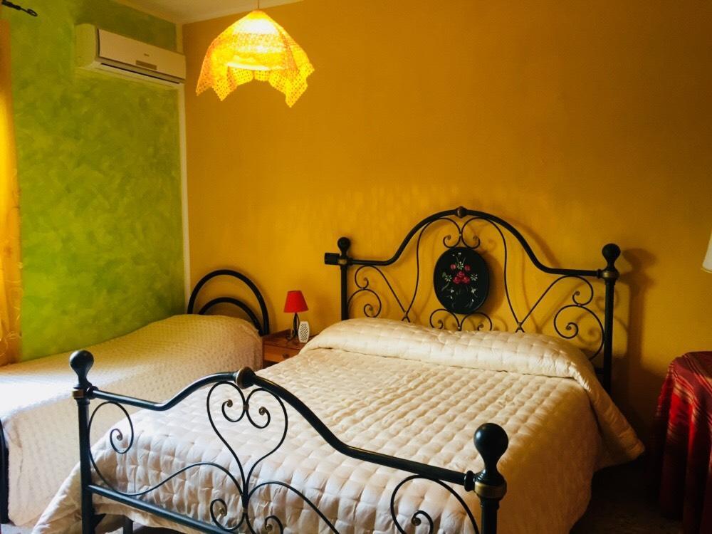 B&B Il Tulipano Sul Lago Colle di Tora 외부 사진